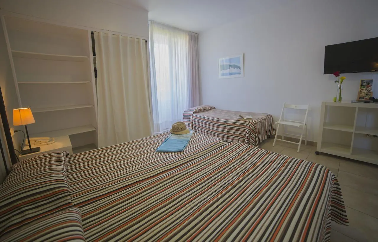 Casa Del Mar Hotel & Apartaments